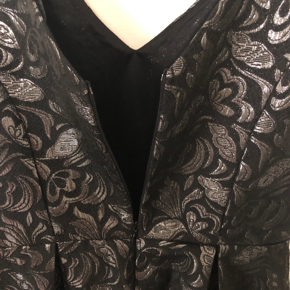 Silver and Black shortie dress - Picture 3 of 5
